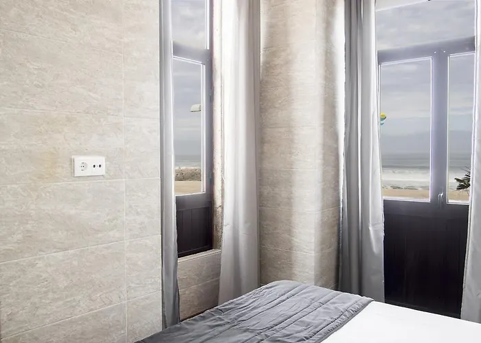 Com 2 Quartos E Vista Oceano * Οβάρ